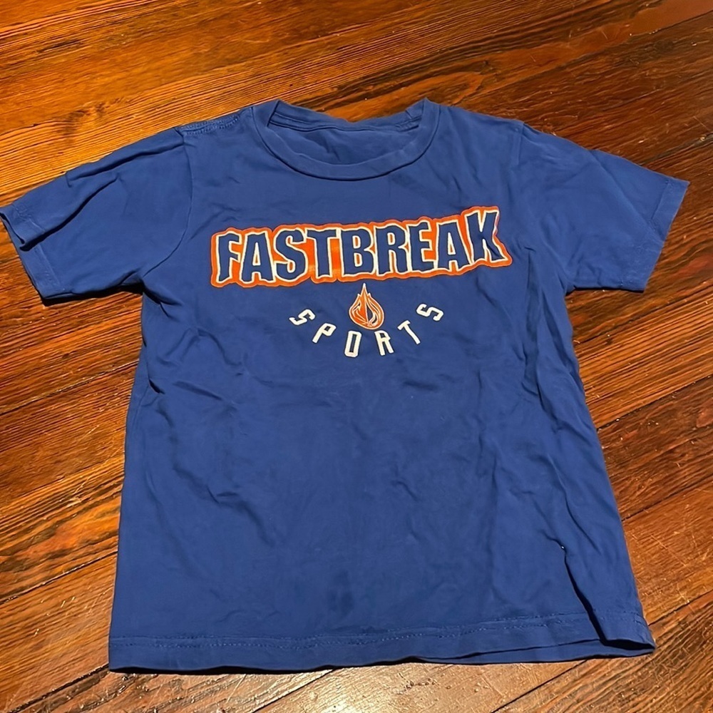 Kid’s Blue Graphic Shirt Size S